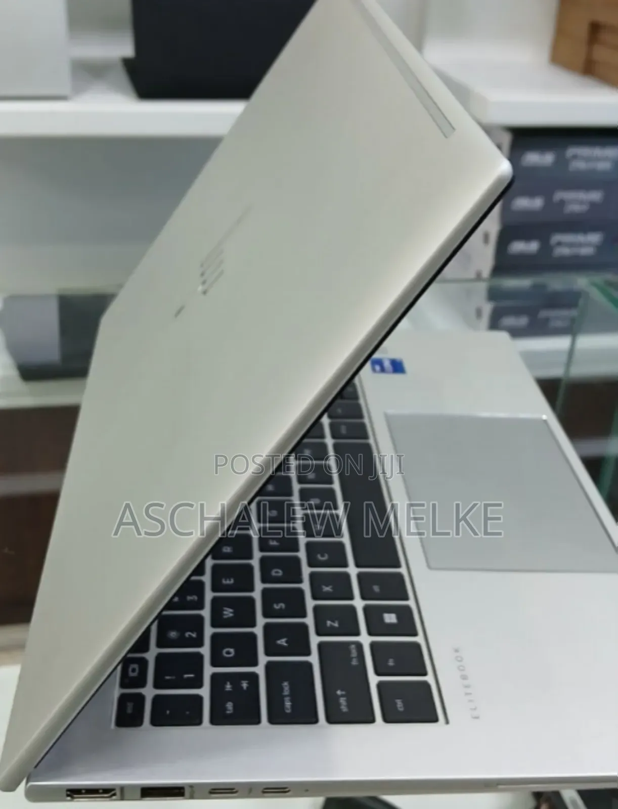 New Laptop HP EliteBook 830 G8 16GB Intel Core I7 SSD 1T