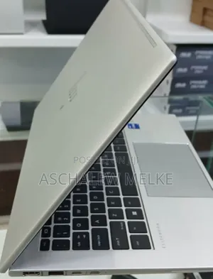 New Laptop HP EliteBook 830 G8 16GB Intel Core I7 SSD 1T