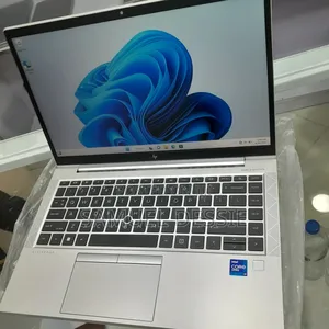 New Laptop HP EliteBook 840 G8 16GB Intel Core I7 SSD 512GB