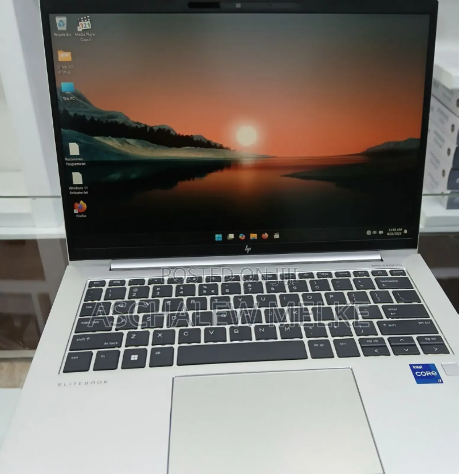 New Laptop HP EliteBook 830 G8 16GB Intel Core I7 SSD 1T