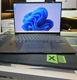 New Laptop Asus ZenBook UX303UB 8GB Intel Core Ultra 5 SSD 512GB