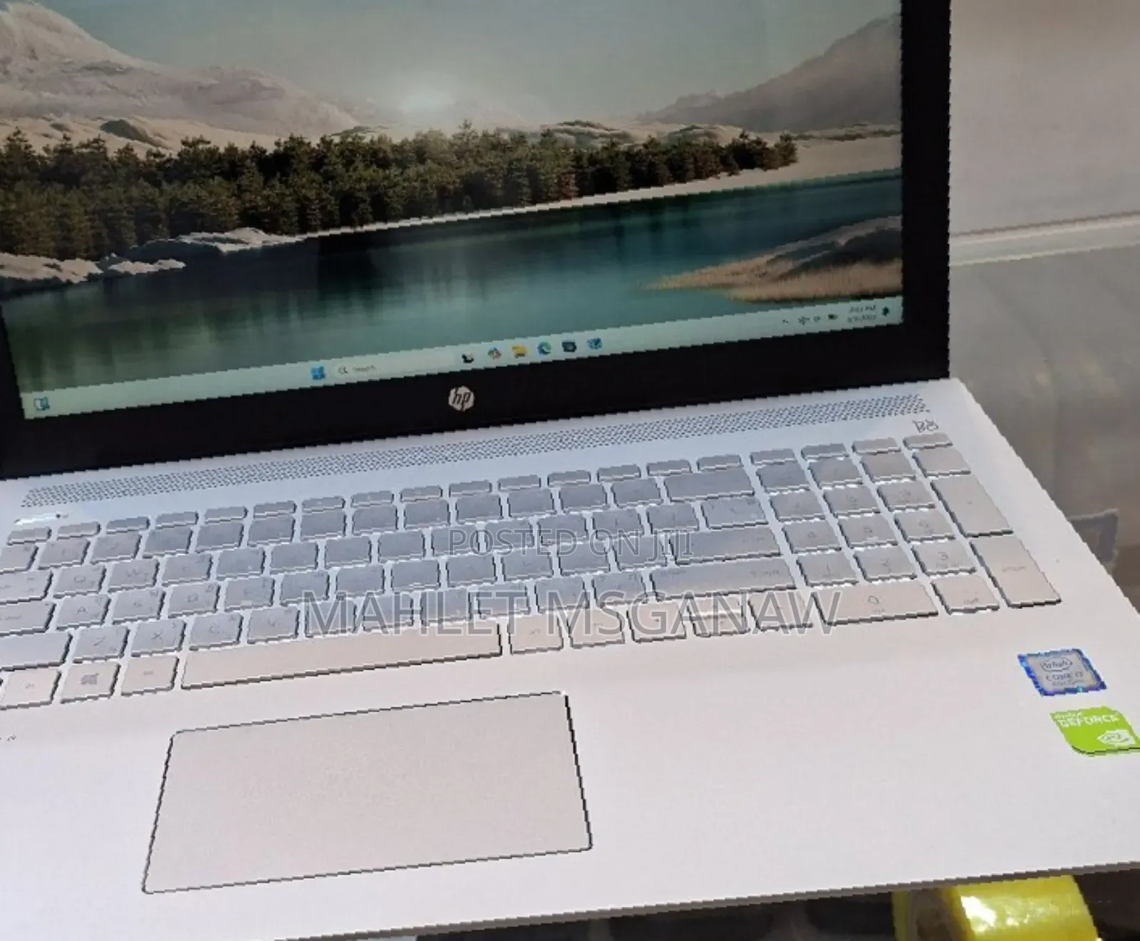 New Laptop HP Pavilion 15 8GB Intel Core I7 SSD 256GB