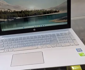 New Laptop HP Pavilion 15 8GB Intel Core I7 SSD 256GB