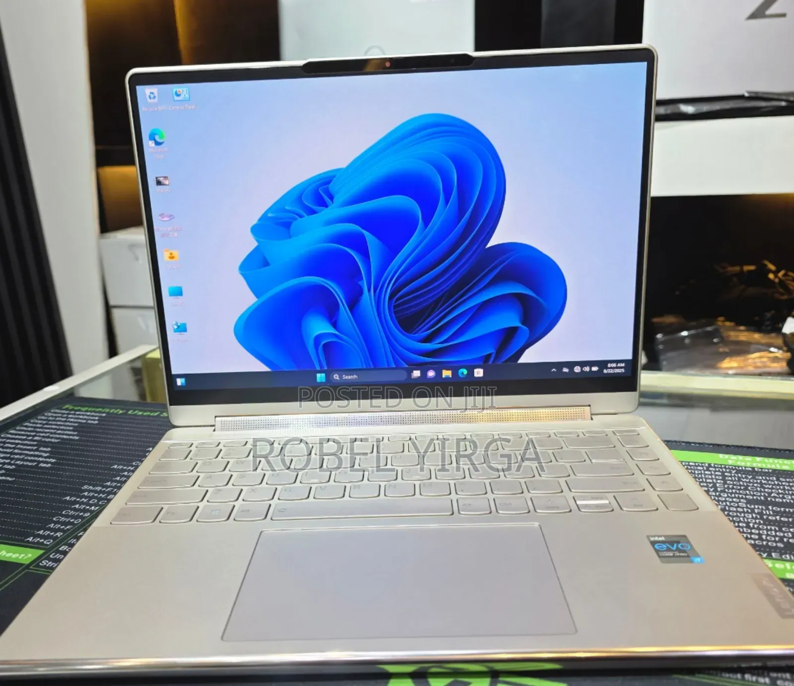 New Laptop Lenovo Yoga 9i 16GB Intel Core I7 SSD 512GB