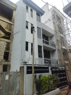 6bdrm House in 72 ካሬ ጂ+3 ቤት, Nifas Silk-Lafto for sale