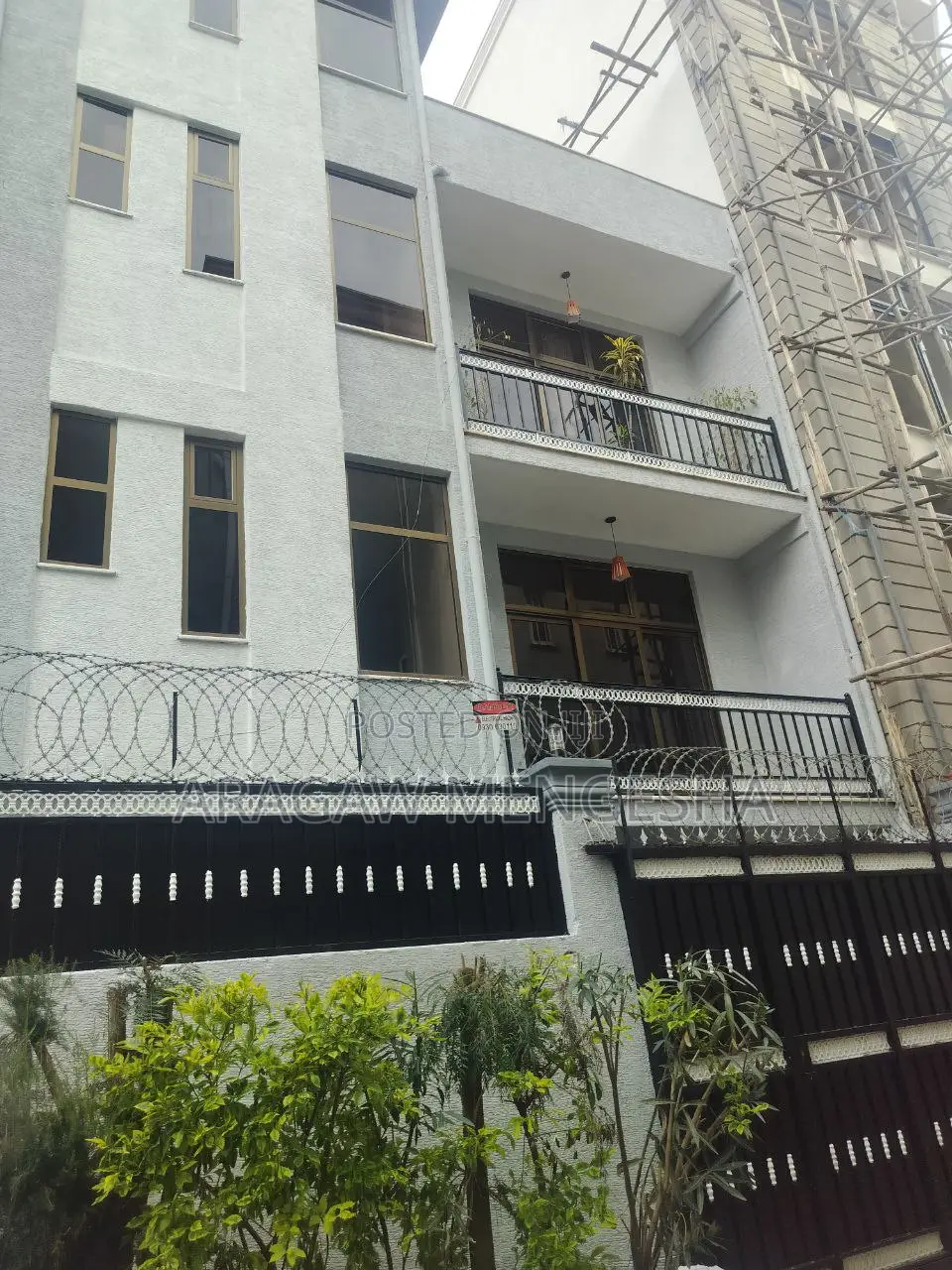 6bdrm House in 72 ካሬ ጂ+3 ቤት, Nifas Silk-Lafto for sale