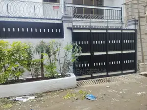 6bdrm House in 72 ካሬ ጂ+3 ቤት, Nifas Silk-Lafto for sale