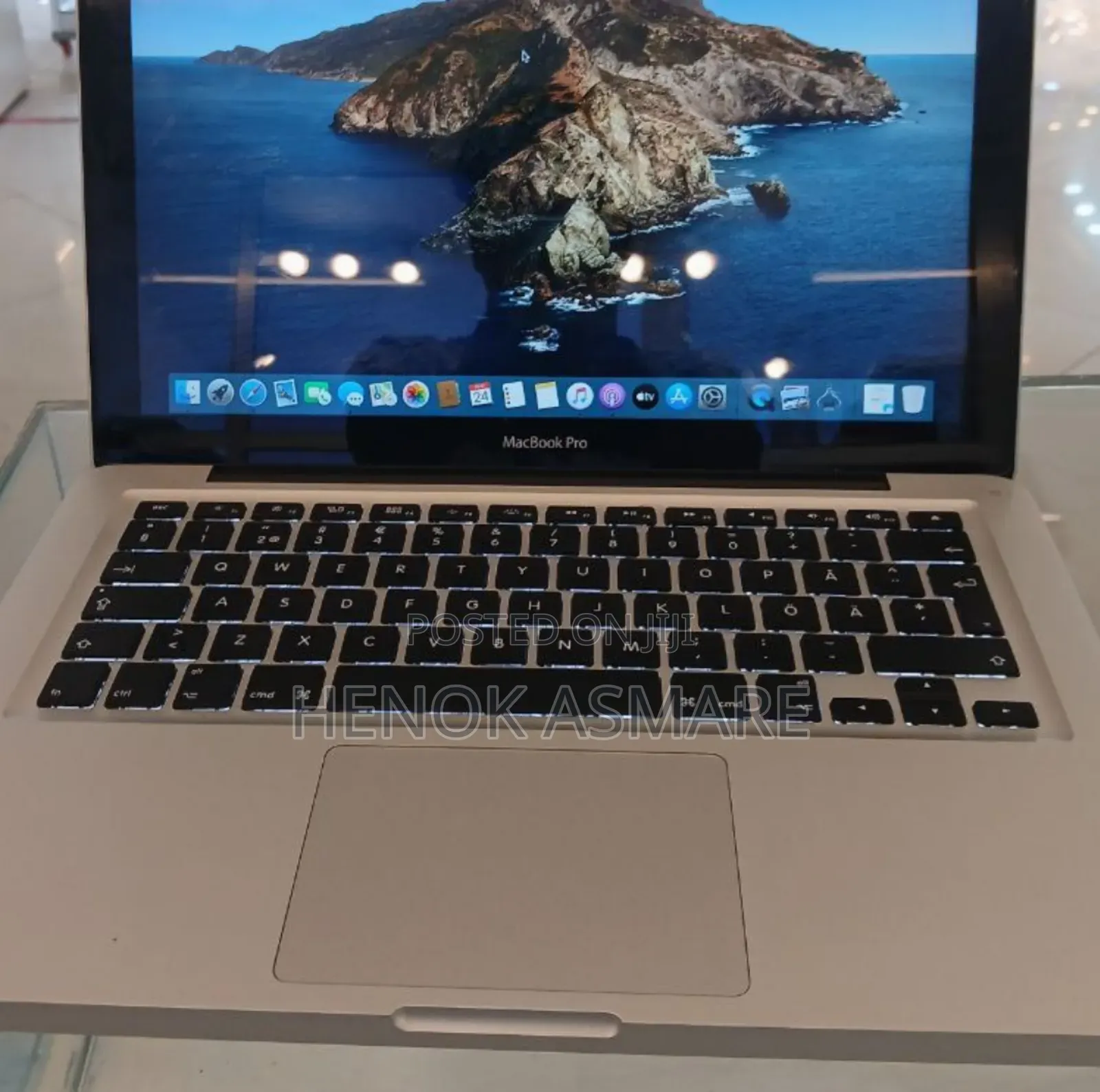 New Laptop Apple MacBook 2012 4GB Intel Core I5 SSD 256GB