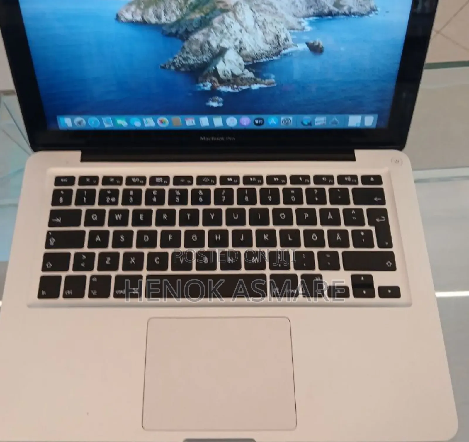 New Laptop Apple MacBook 2012 4GB Intel Core I5 SSD 256GB