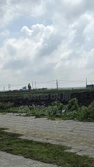 1bdrm House in አዲስ አበባ, Bole for sale