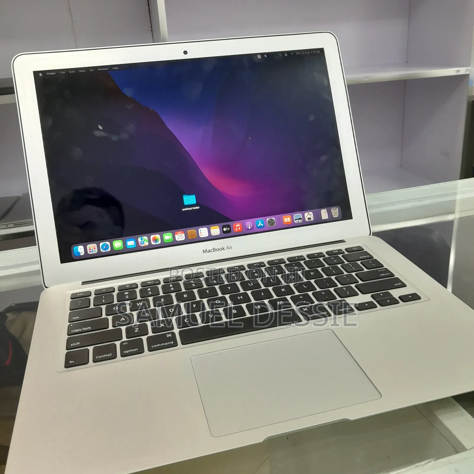 New Laptop Apple MacBook Air 2017 8GB Intel Core I5 SSD 256GB