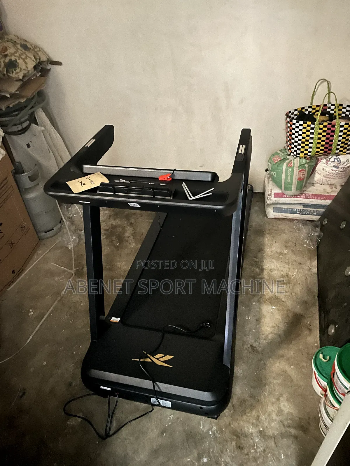 ዘመናዊ የአዉሮጳዉያን ስታንዳርድ Reebok Fr30 የመሮጫ ማሽን