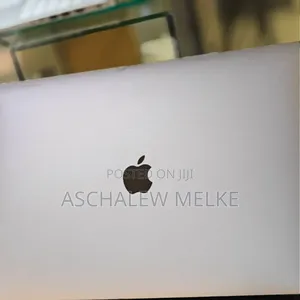 Photo - New Laptop Apple MacBook Pro 2019 32GB Intel Core I9 SSD 512GB