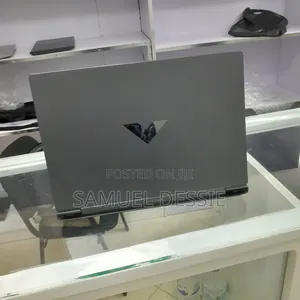 New Laptop HP Victus 15 16GB AMD Ryzen 7 SSD 512GB