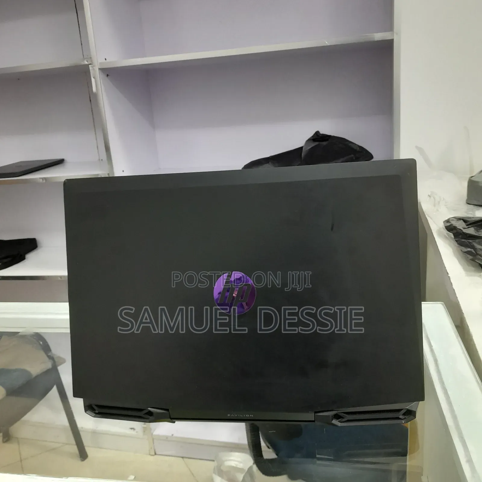 New Laptop HP Pavilion 15 8GB Intel Core i5 SSD 256GB