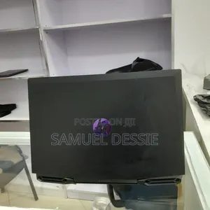 New Laptop HP Pavilion 15 8GB Intel Core i5 SSD 256GB