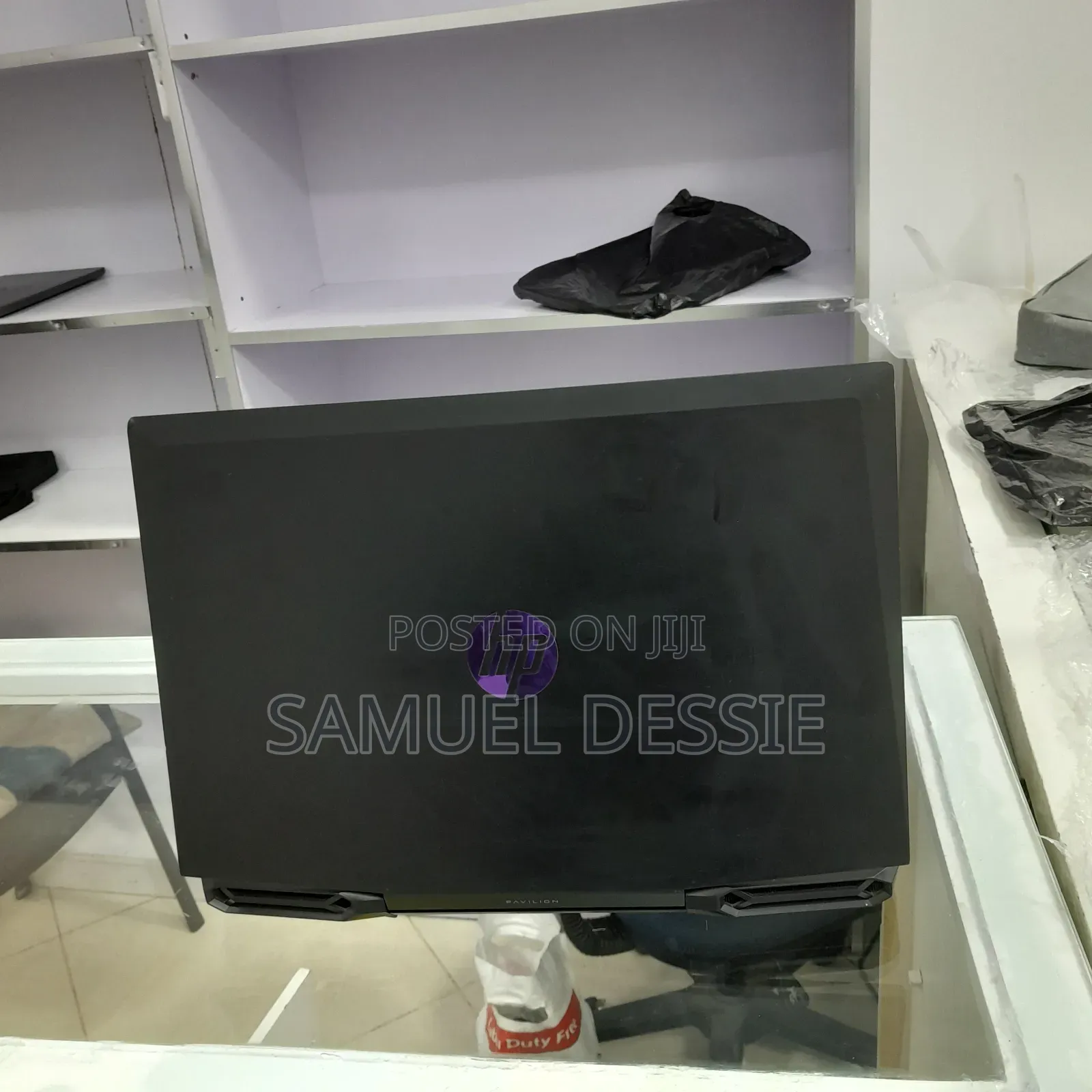 New Laptop HP Pavilion 15 8GB Intel Core i5 SSD 256GB