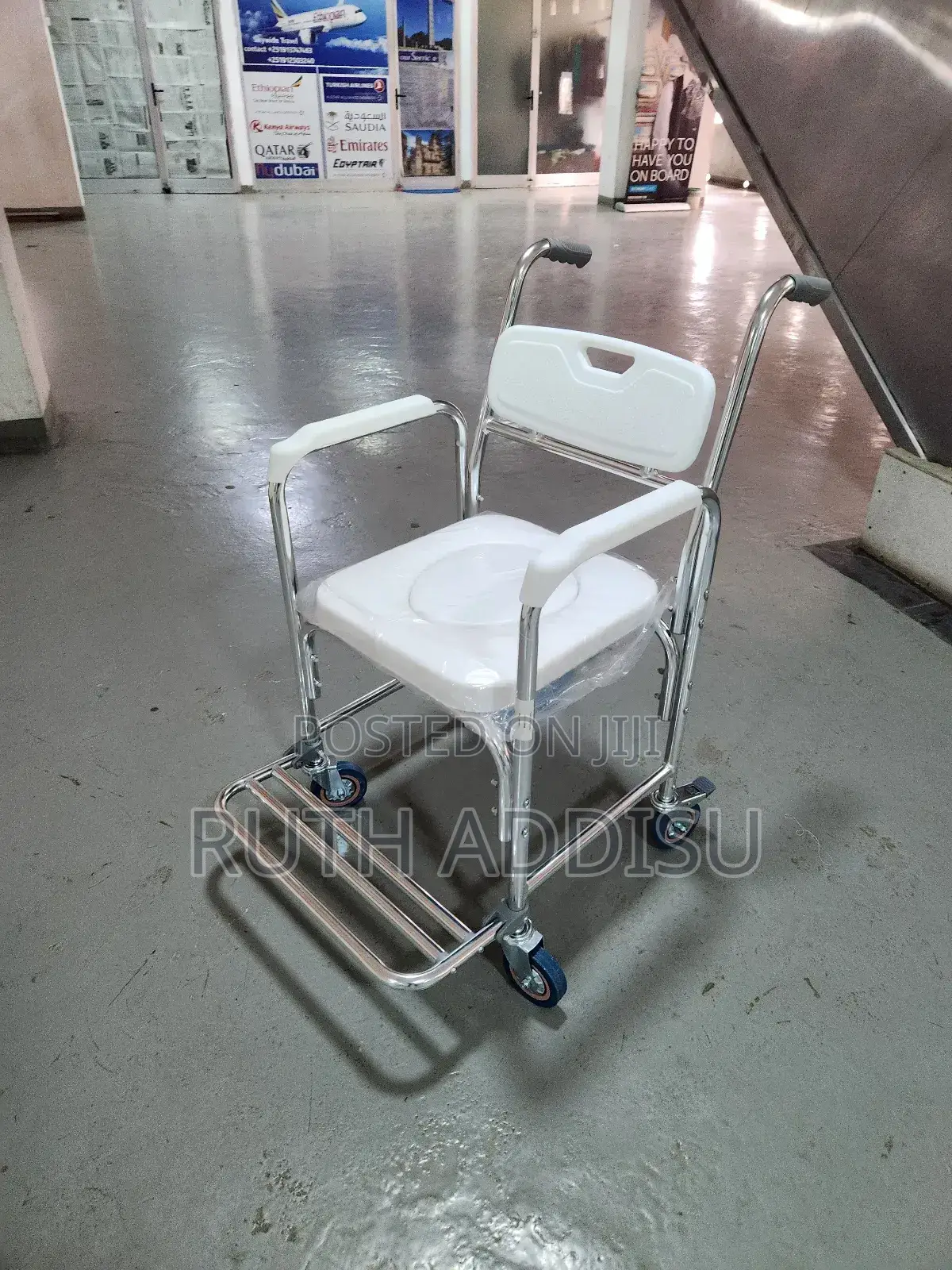 Commode Wheelchair重要wheelchair寄生wheelchair L甦你commode Wheelchair New