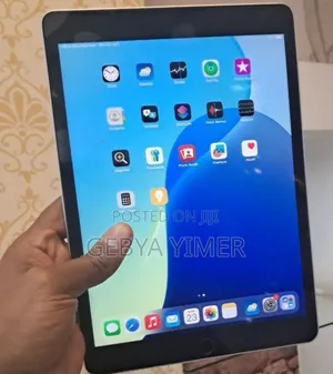 New Apple iPad 10.2 (2021) 64 GB Silver
