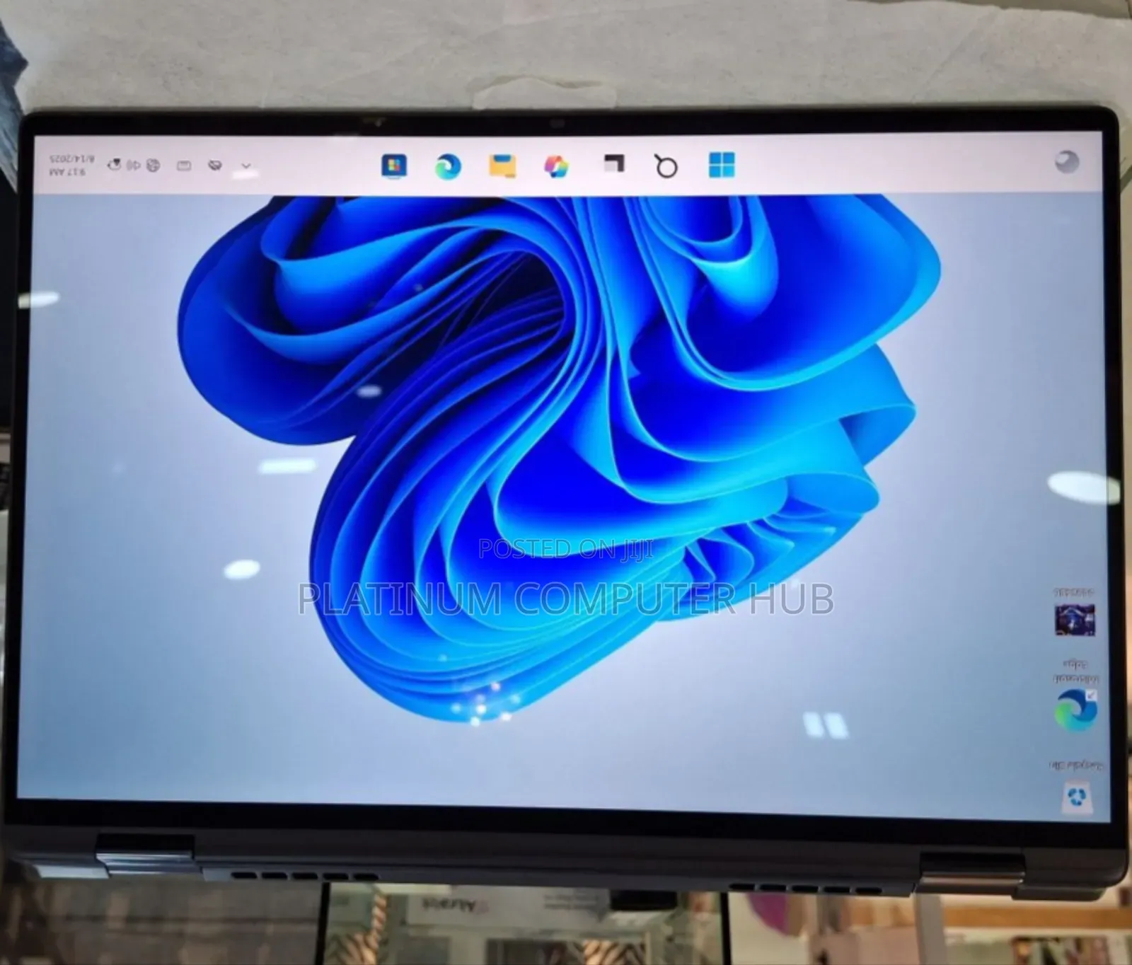 New Laptop Dell Latitude 9440 32GB Intel Core Ultra 7 SSD 1T