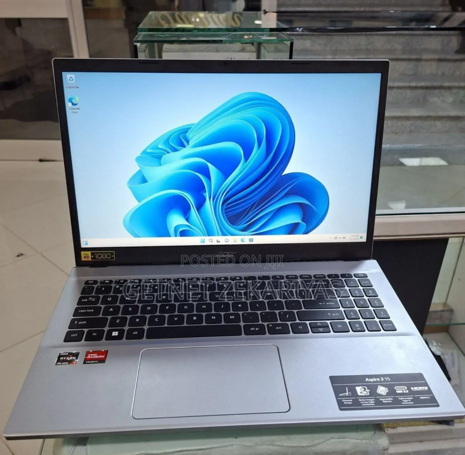 New Laptop Acer Aspire 3 16GB AMD Ryzen 7 SSD 512GB