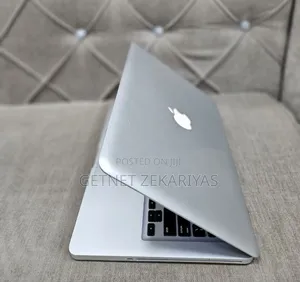 New Laptop Apple MacBook Pro 2012 6GB Intel Core I5 SSD 256GB