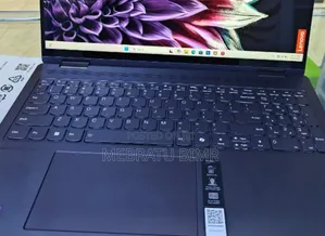 New Laptop Lenovo Yoga 7i 16GB Intel Core Ultra 7 SSD 1T