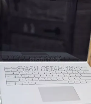 New Laptop Microsoft Surface Book 3 16GB Intel Core I7 SSD 256GB