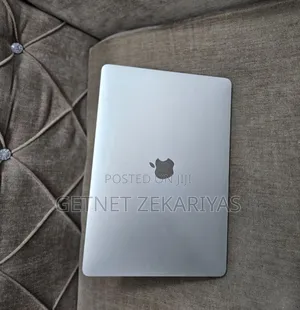 New Laptop Apple MacBook Air 2020 8GB Intel Core i5 SSD 512GB