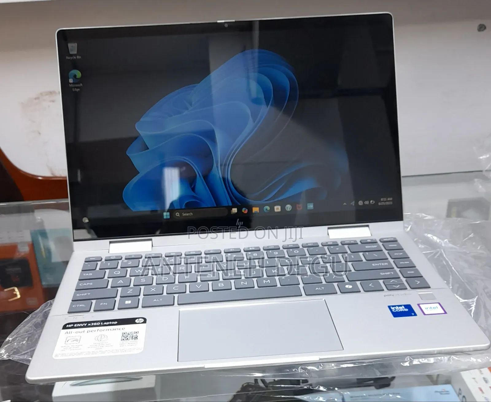 New Laptop HP Envy X360 16GB SSD 1T