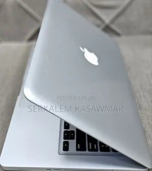 Photo - New Laptop Apple MacBook Pro 2012 6GB Intel Core I5 SSD 256GB