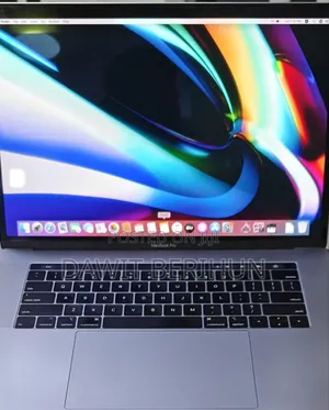 Photo - New Laptop Apple MacBook Pro 32GB Intel Core I7 SSD 512GB