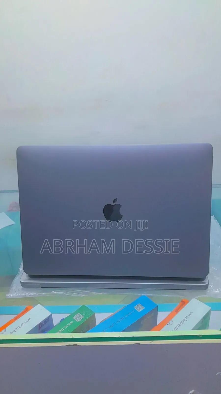 New Laptop Apple MacBook 16GB Apple M1 SSD 256GB