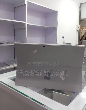 Photo - New Laptop Microsoft Surface Pro 7 16GB Intel Core I7 SSD 256GB