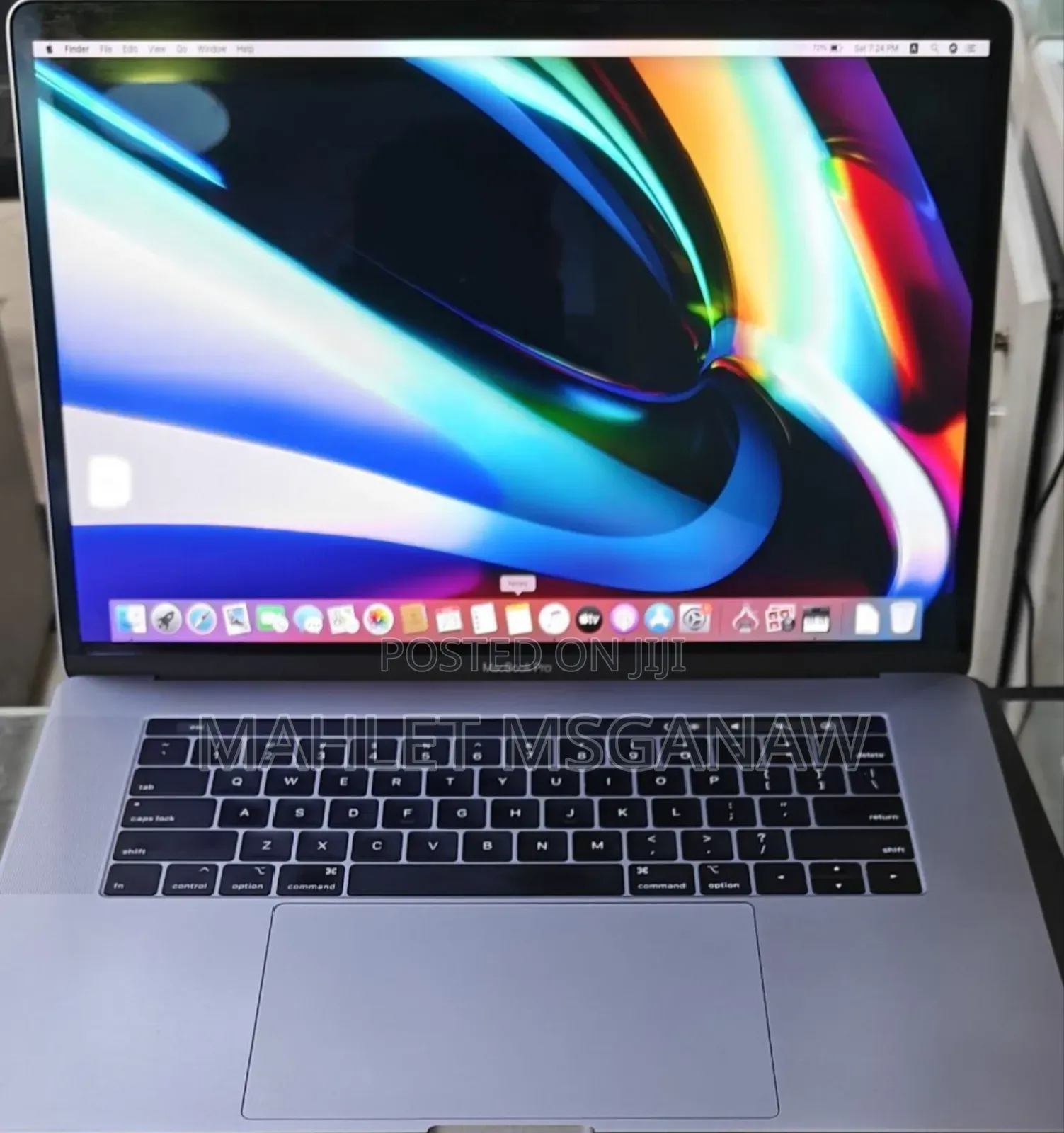 New Laptop Apple MacBook Pro 32GB Intel Core I9 SSD 512GB