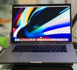 Photo - New Laptop Apple MacBook Pro 2019 32GB Intel Core I9 SSD 512GB