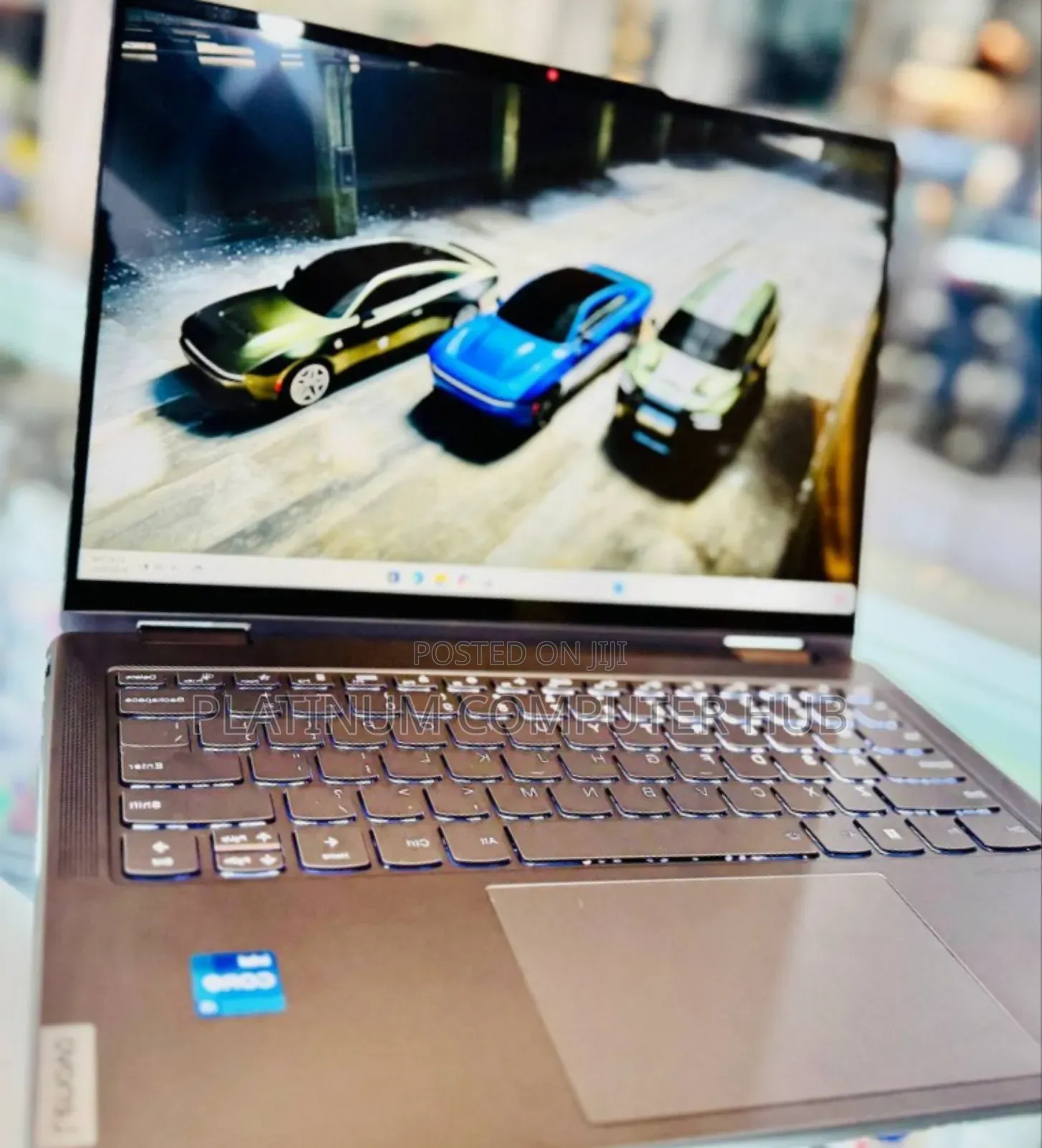 New Laptop Lenovo Yoga 710 16GB Intel Core i5 SSD 512GB