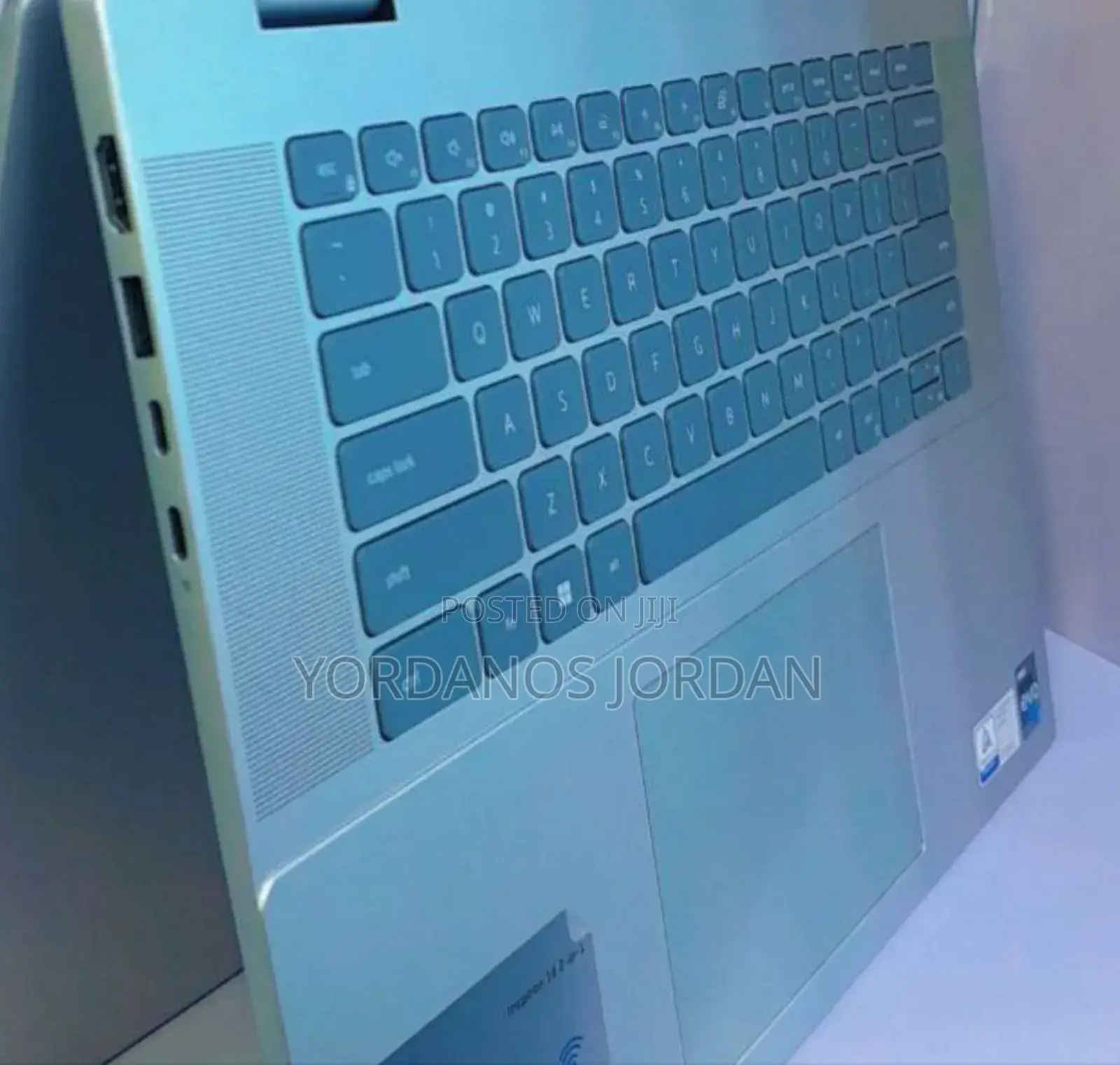 New Laptop Dell Inspiron 16 5620 16GB Intel Core i7 SSD 1T