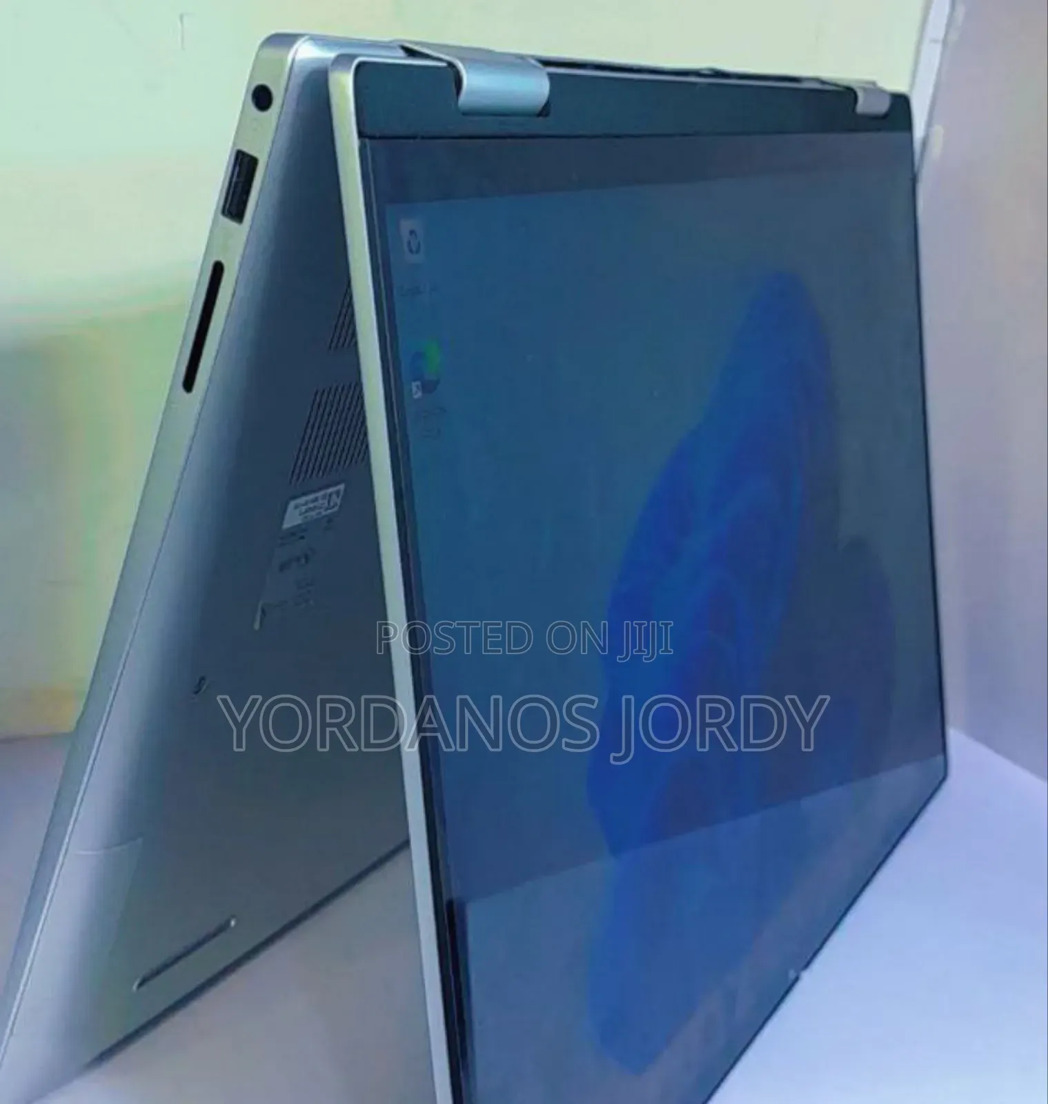 New Laptop Dell Inspiron 16 5620 16GB Intel Core i7 SSD 1T