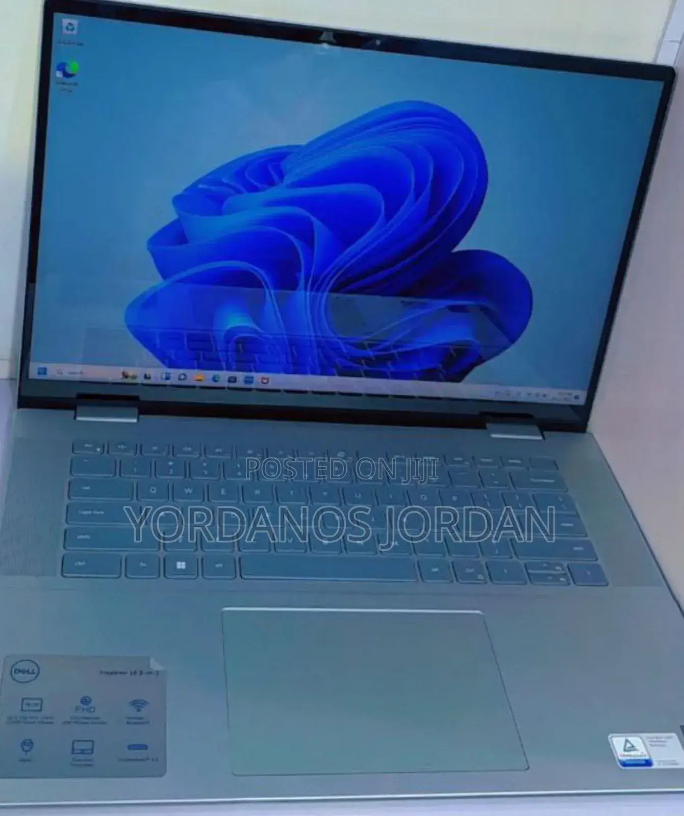 New Laptop Dell Inspiron 16 5620 16GB Intel Core i7 SSD 1T