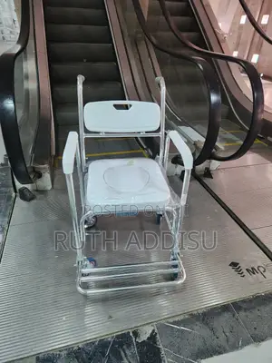 Toilet Wheelchair*腔說commode Wheelchair煞星poty Wheelchair腕表wheelchair