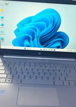 New Laptop HP 8GB Intel Core i7 SSD 1T