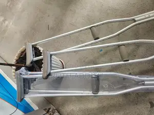 Axillary Bilateral Crutches懲治crutches複製crutches短會crutches鳵日crutches