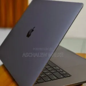 New Laptop Apple MacBook Pro 2019 32GB Intel Core I9 SSD 512GB