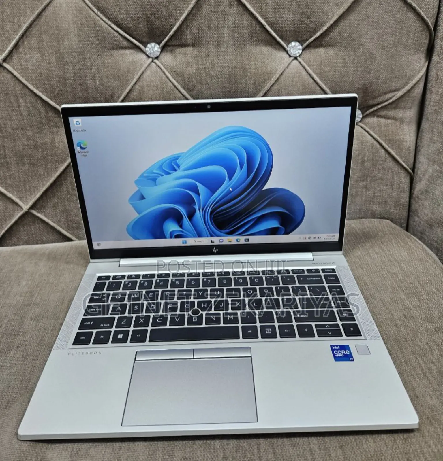 New Laptop HP EliteBook 830 G8 16GB Intel Core i7 SSD 512GB