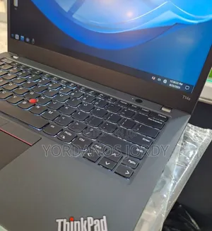 New Laptop Lenovo ThinkPad T14 32GB Intel Core I7 SSD 512GB