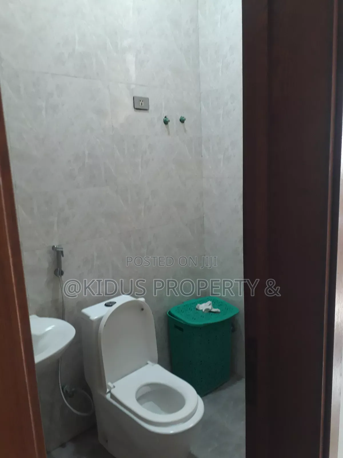 3bdrm Villa in Around Naswe, Nifas Silk-Lafto for rent