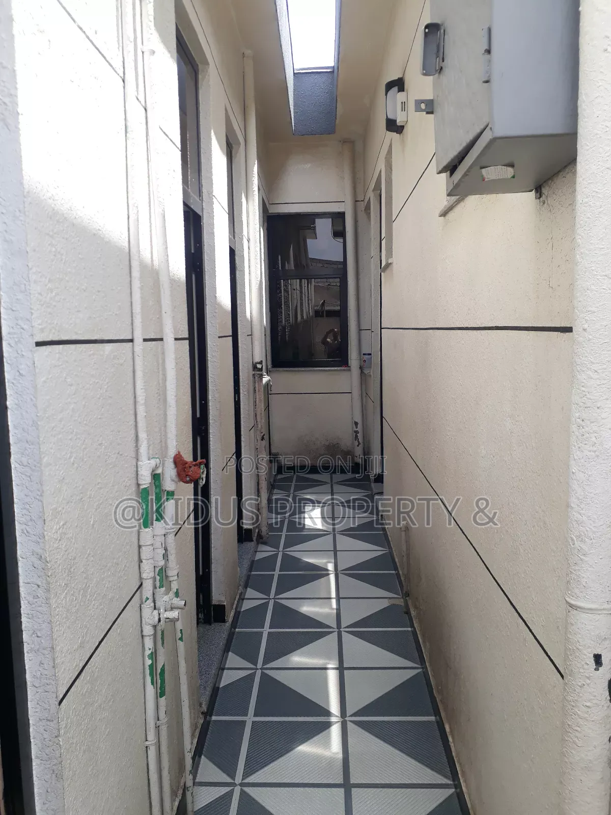 3bdrm Villa in Around Naswe, Nifas Silk-Lafto for rent