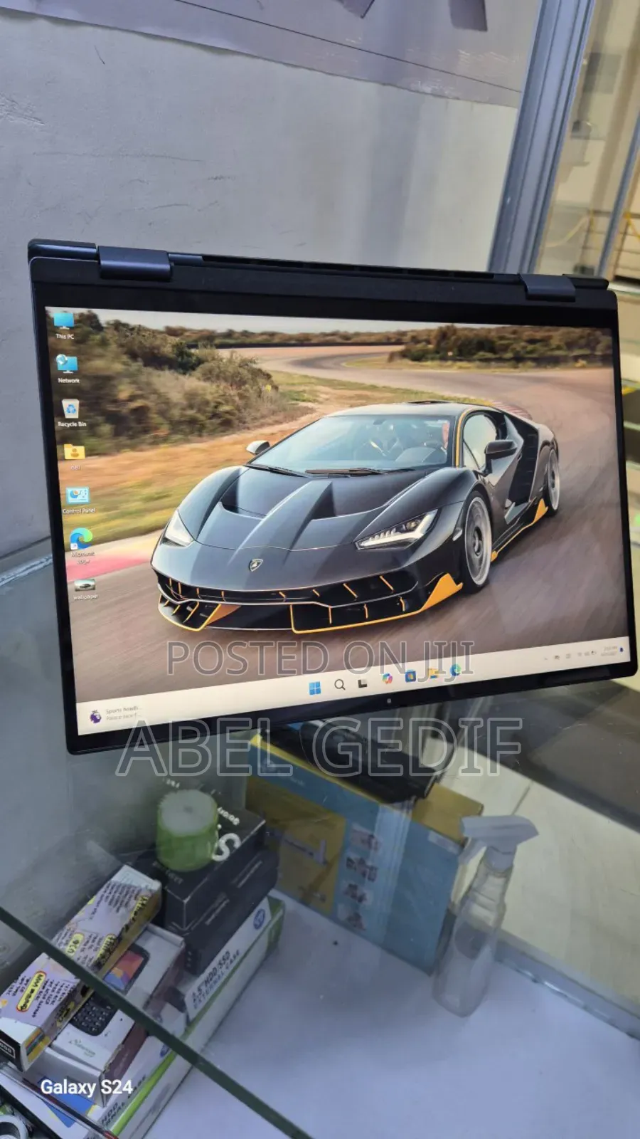 New Laptop Dell 16GB AMD Ryzen 5 SSD 512GB