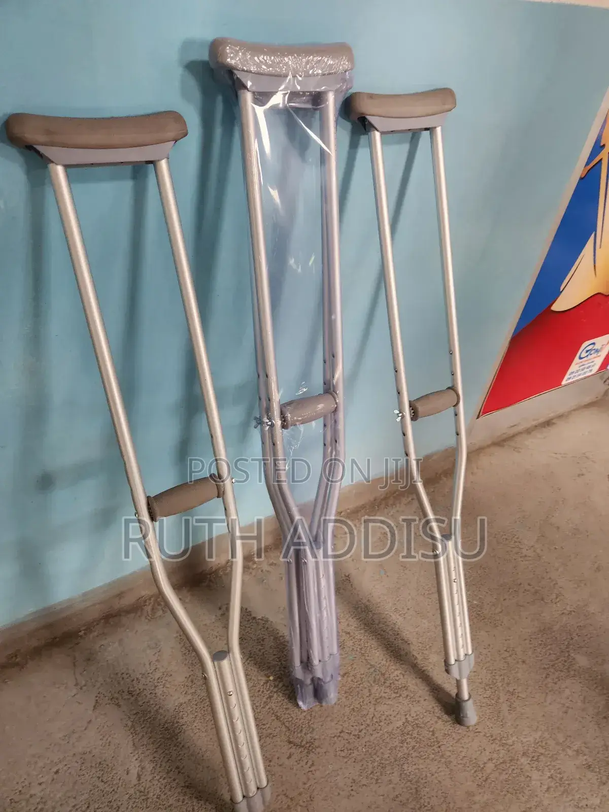 Axillary Bilateral Crutches庫存crutches䐭不axillary Bilateral Crutches New